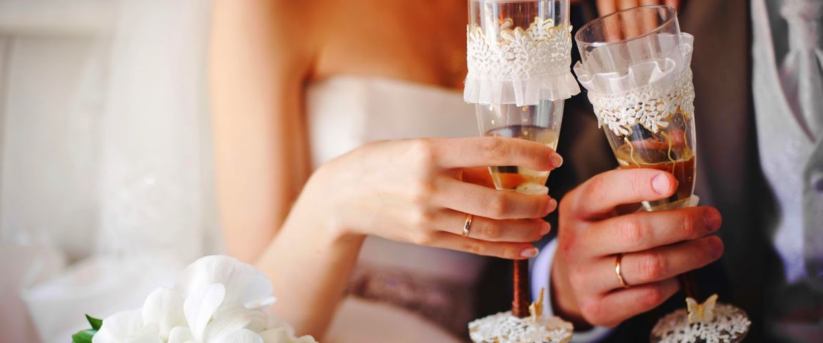 Come scegliere il vino e quante bottiglie sono necessarie per il ricevimento matrimonio