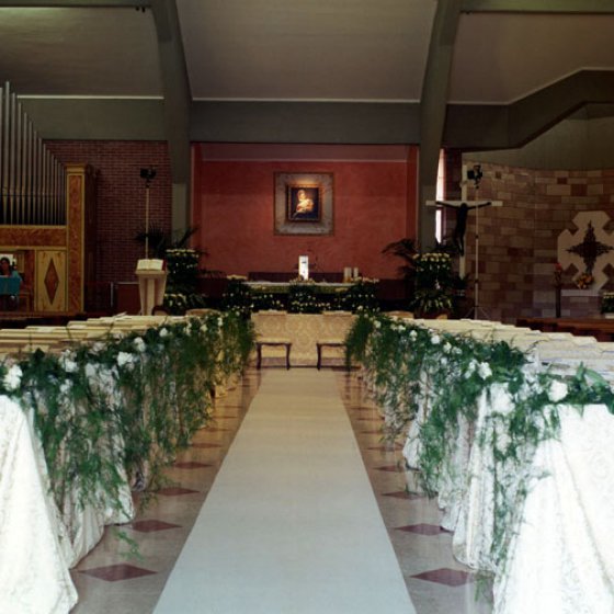 fiori chiesa matrimonio