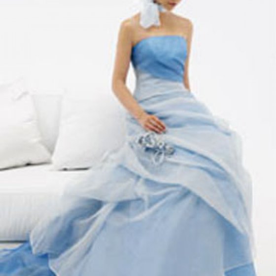 vestito da sposa blu