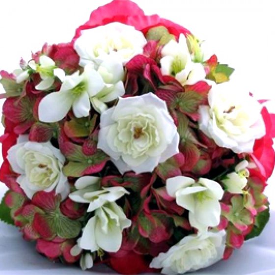 bouquet a palla tema matrimonio in fucsia