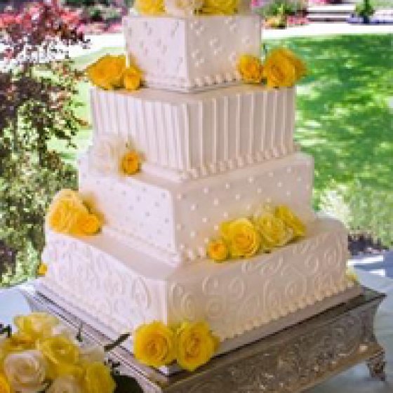 torta matrimonio tema matrimonio in giallo
