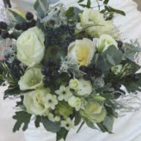 bouquet tema matrimonio in grigio