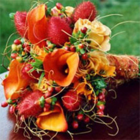 bouquet per tema matrimonio in marrone