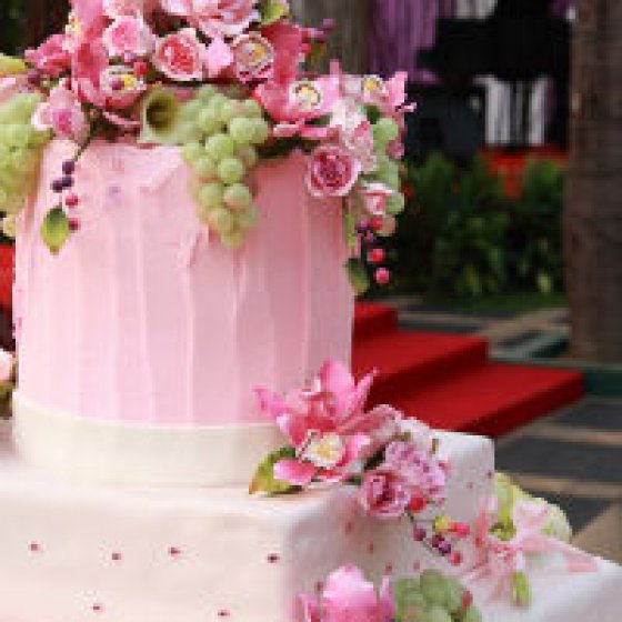torta nuziale rosa