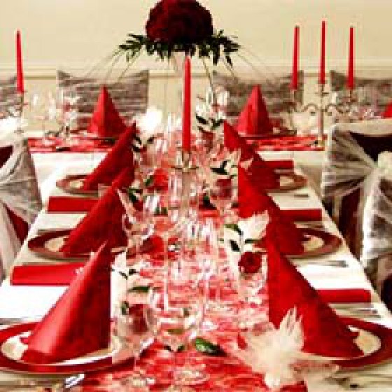 addobbi tavoli tema matrimonio in rosso