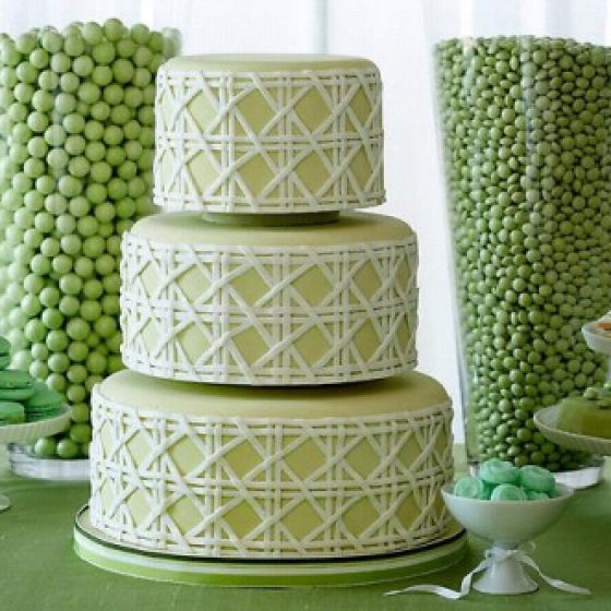 torta nuziale tema matrimonio in verde